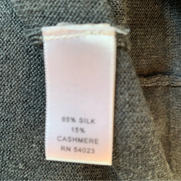 Banana Republic Silk & Cashmere Sweater Mens L Charcoal Gray V-neck Pullover - Picture 5 of 7